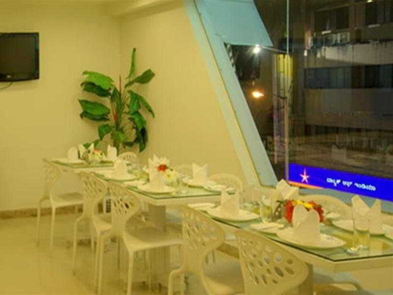 Treebo Trend Edge St Marks Road Bangalore Extérieur photo