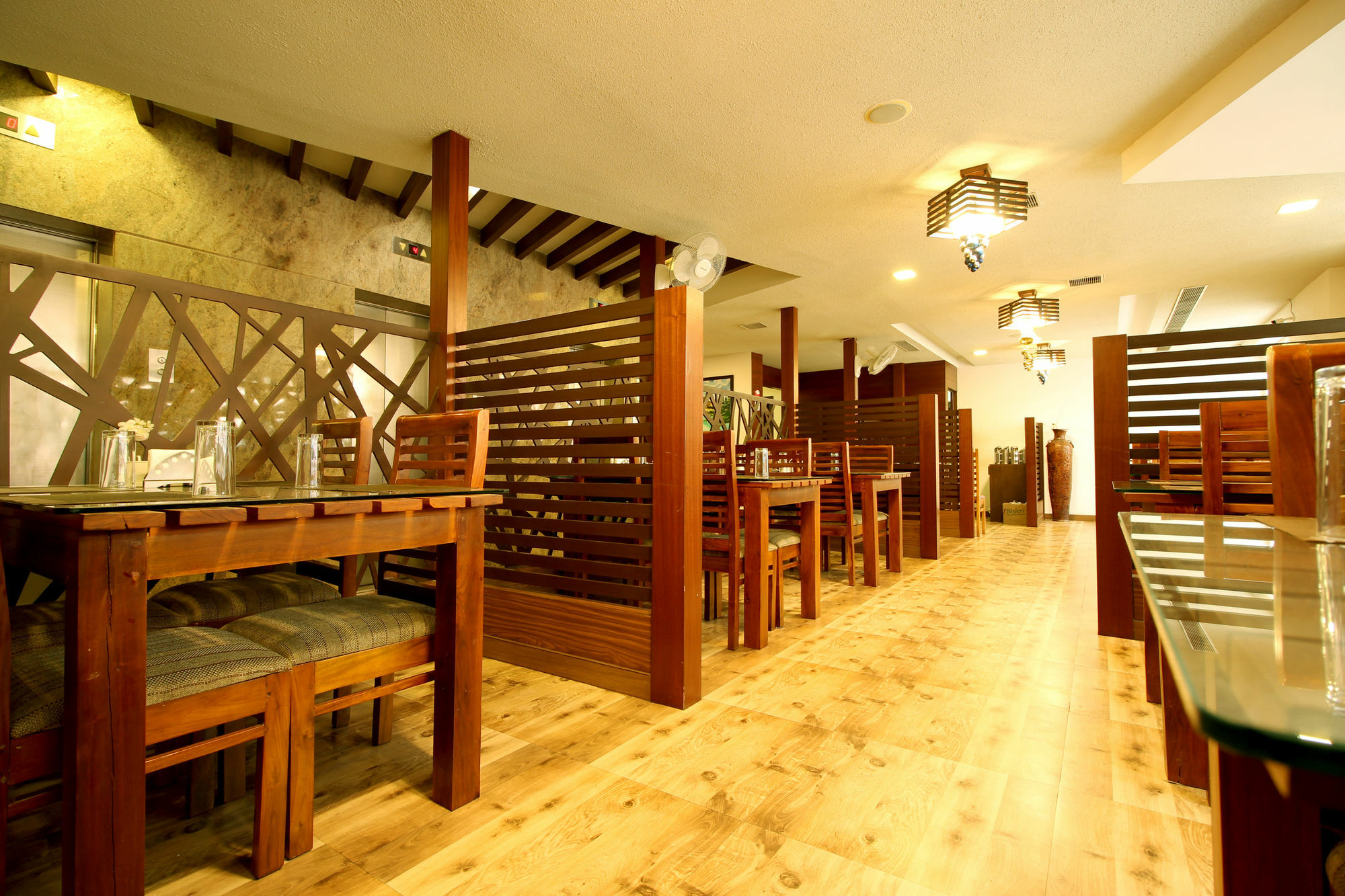 Treebo Trend Edge St Marks Road Bangalore Extérieur photo