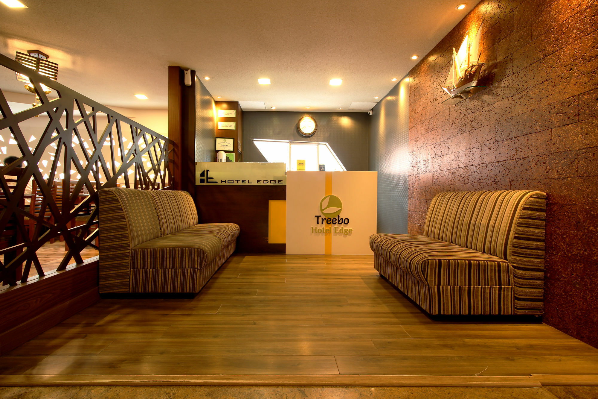 Treebo Trend Edge St Marks Road Bangalore Extérieur photo