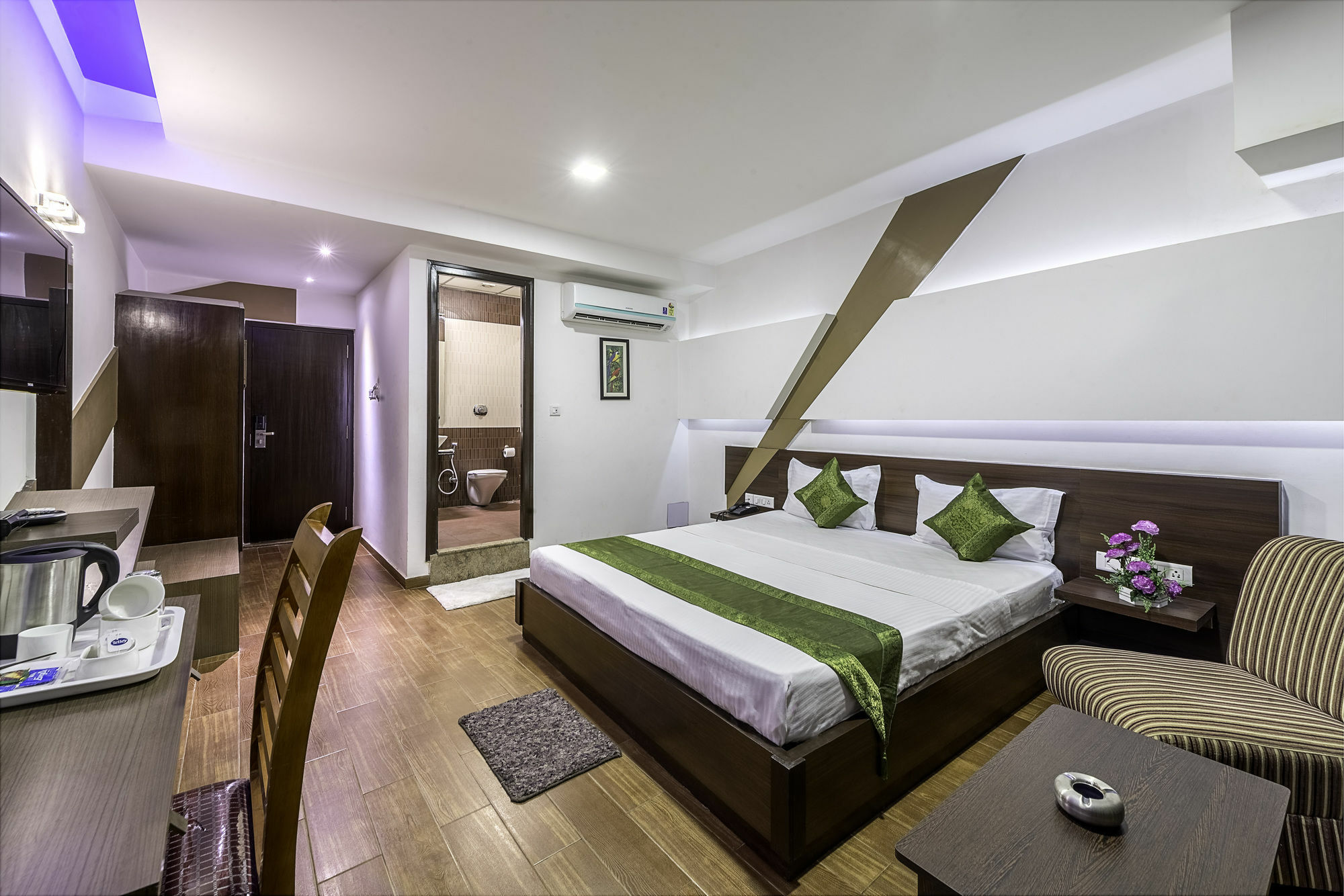 Treebo Trend Edge St Marks Road Bangalore Extérieur photo
